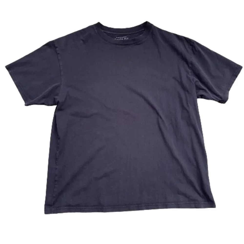 Cotton On Skate Fit Navy & Loose Fit Black t-shirts - Picture 2 of 7